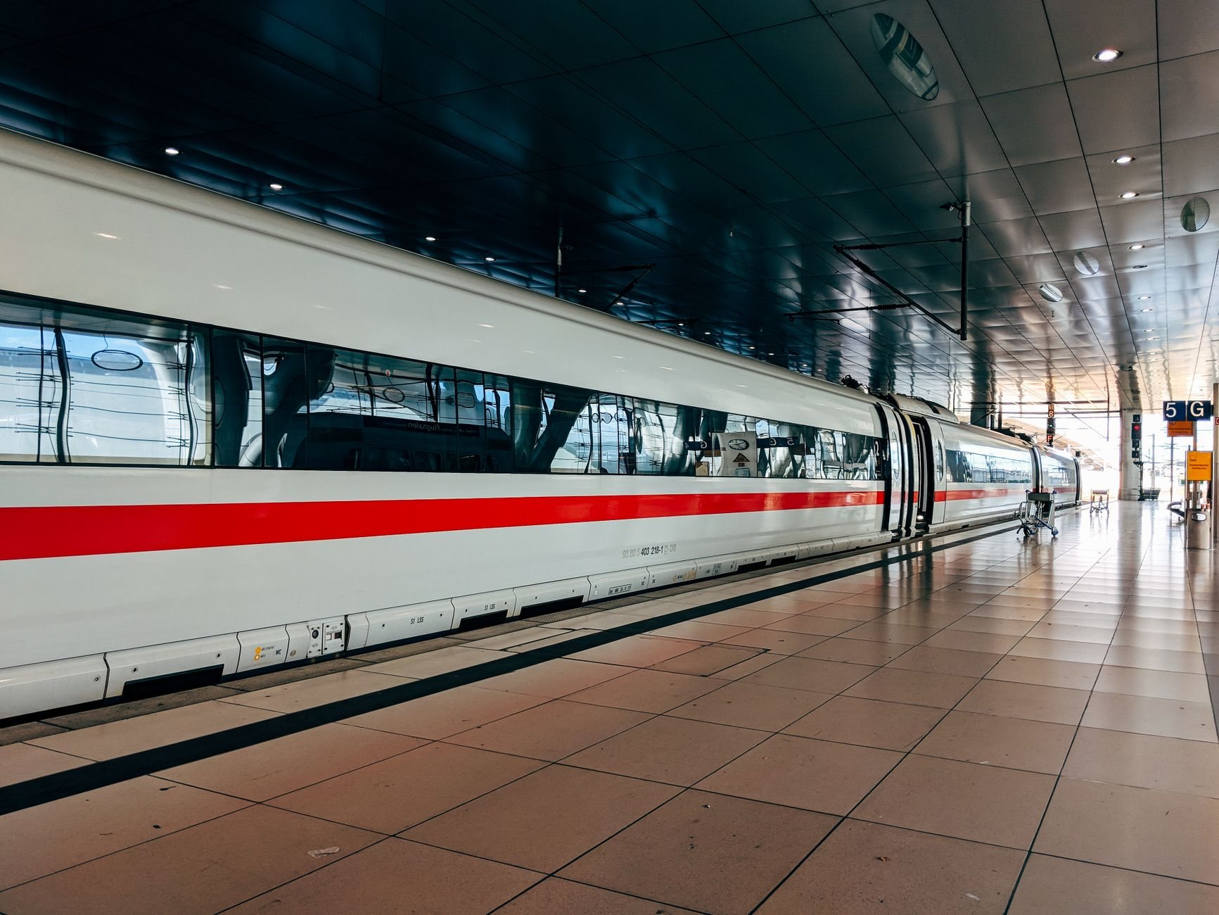 Sauberer Bahnhof, freundlicher Empfang: Robotik im Nahverkehr